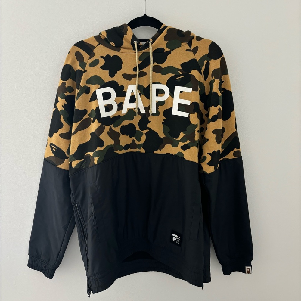 AUTHENTIC bathing ape camo/windbreaker jacket